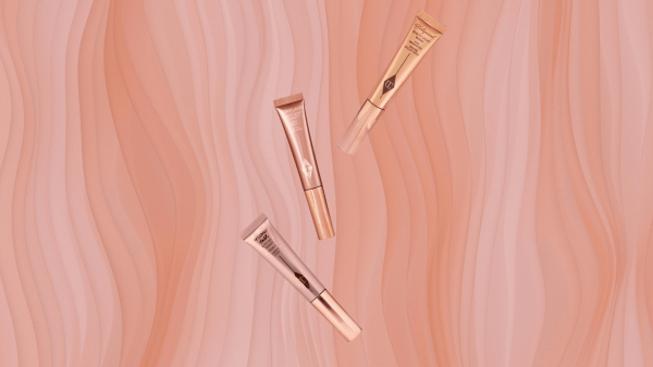 The Charlotte Tilbury Beauty Light Wand Gives the Prettiest Glowiest Flush—Review